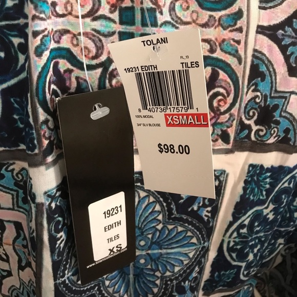 Feathers by Tolani Tie Neck Top in "Tile" Print NWT - Picture 4 of 8